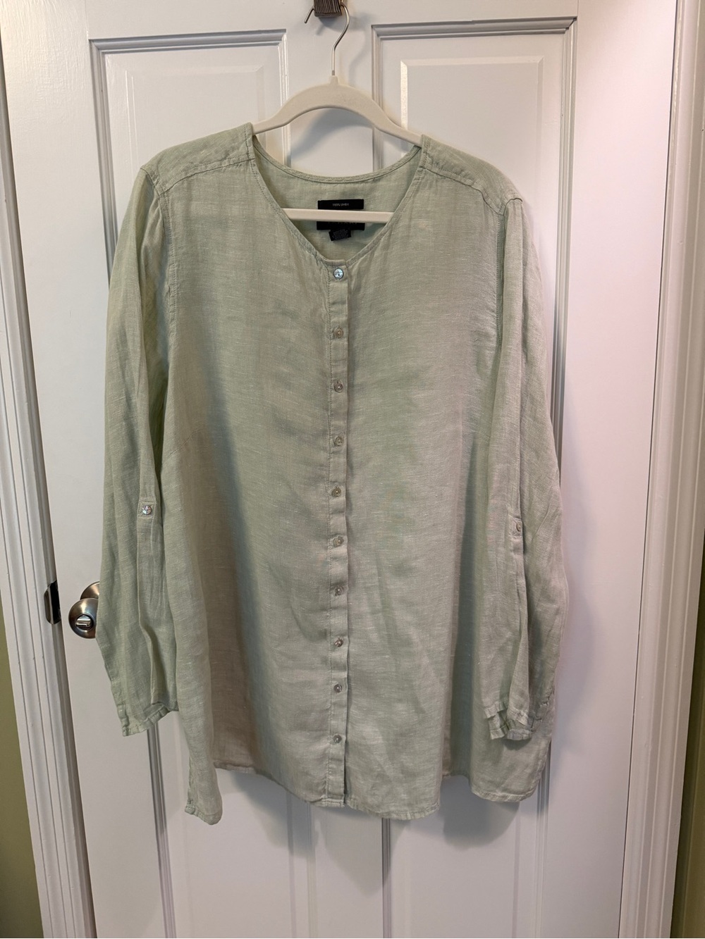 Tahari Pale Green 100% Linen Button-Down Shirt Lagenlook